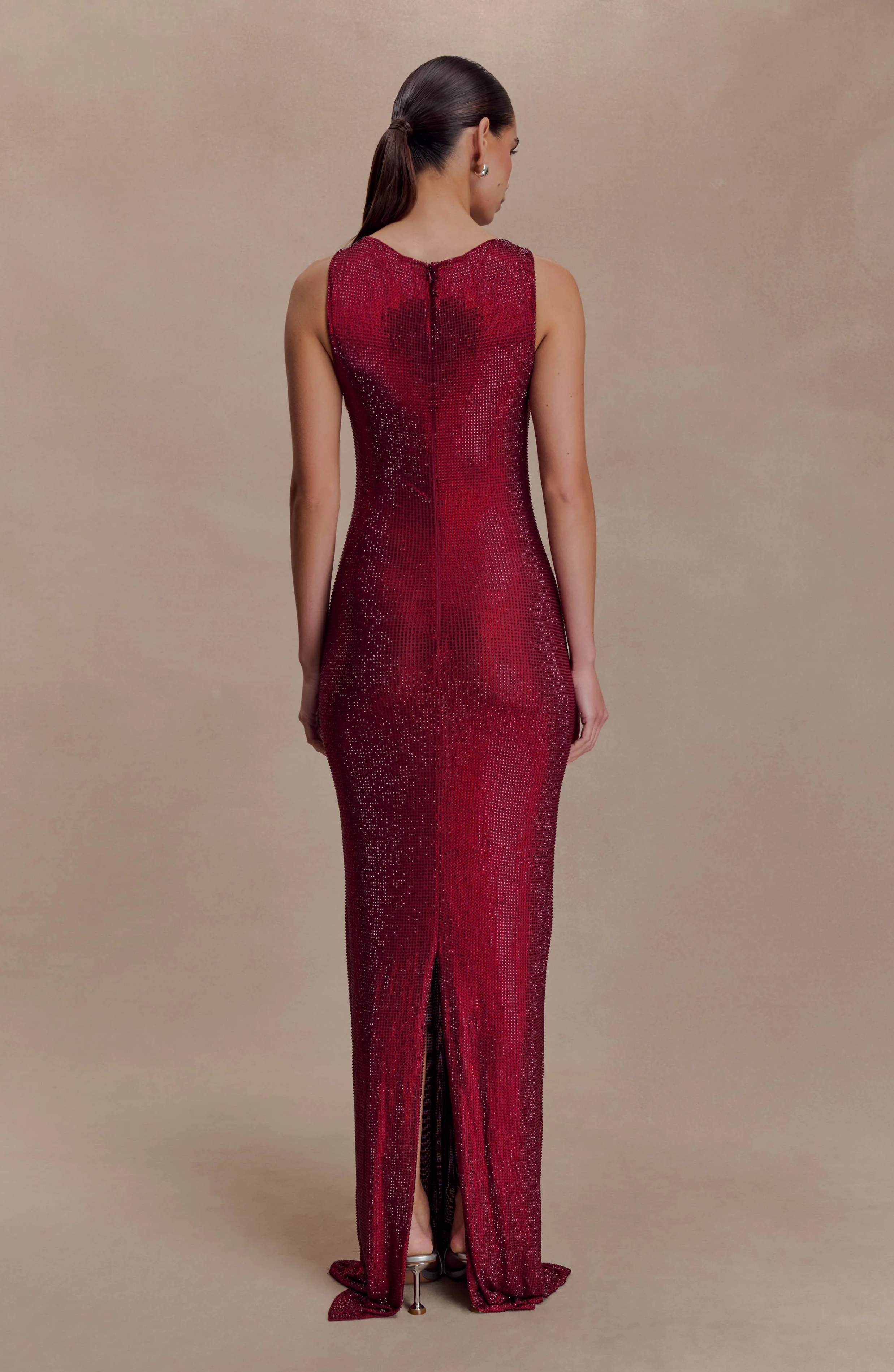 Rouge Élégance Maxi Dress