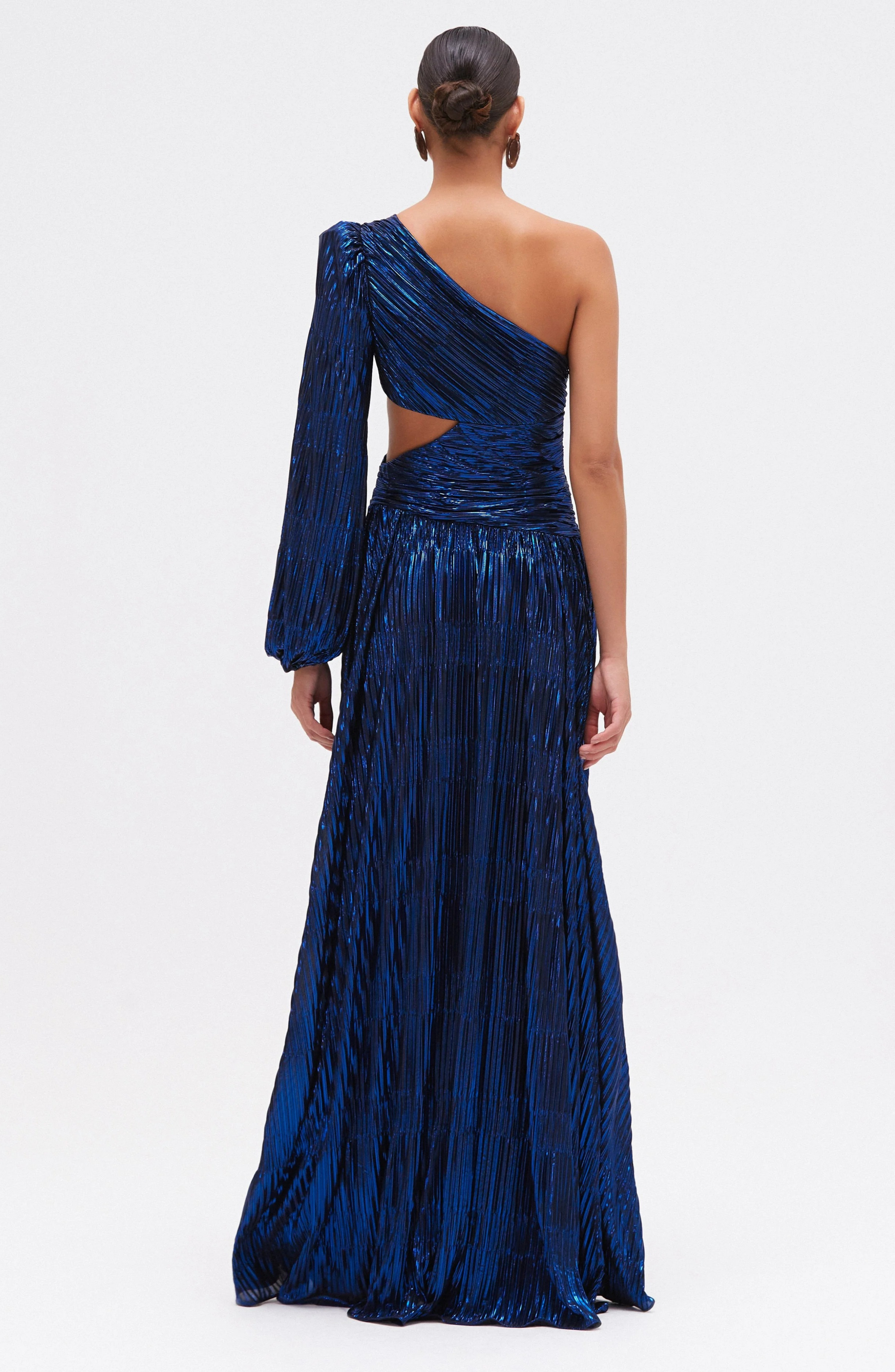METALLIC PLISSE ONE SHOULDER GOWN MAXI DRESS